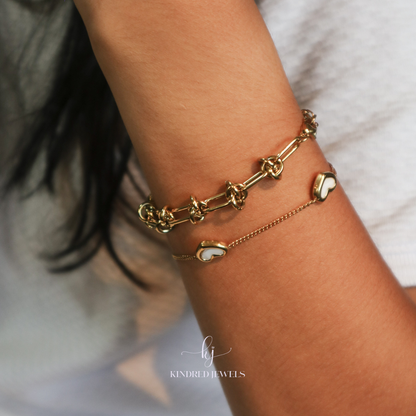 [SG] Le Petite MOP Heart Bracelet | Stainless Steel | Kindred Jewels