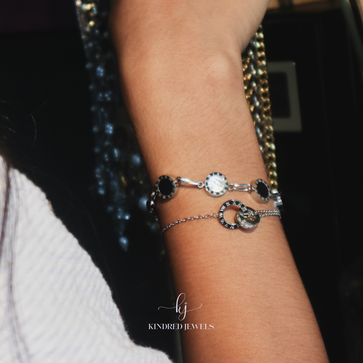 [SG] Roman Disc Bracelet | Stainless Steel | Kindred Jewels