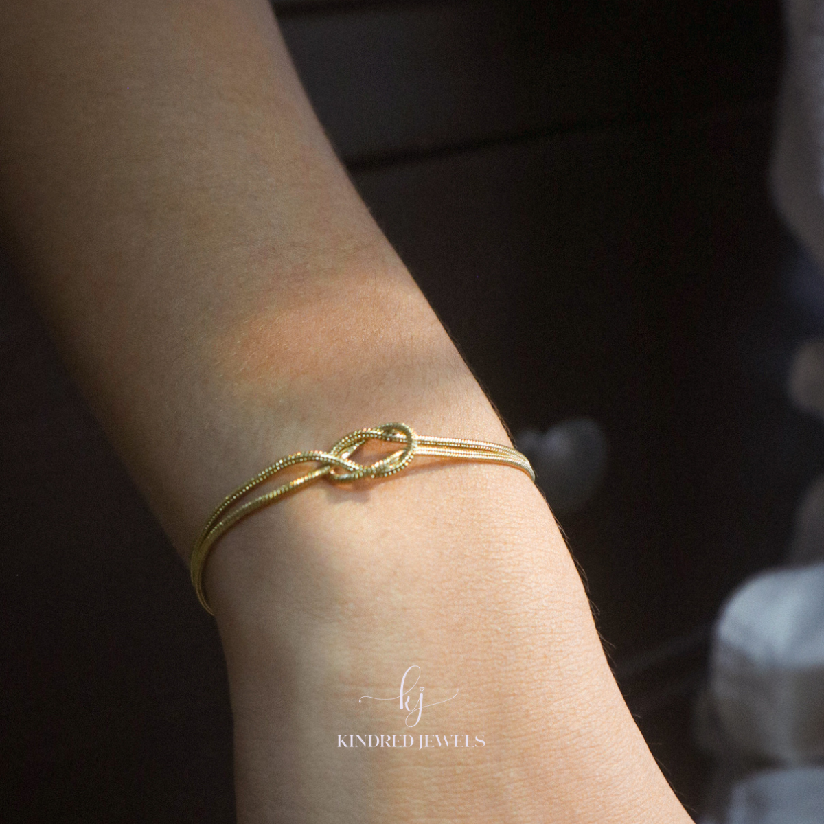 [SG] Le Petite Knot Bracelet | Stainless Steel | Kindred Jewels
