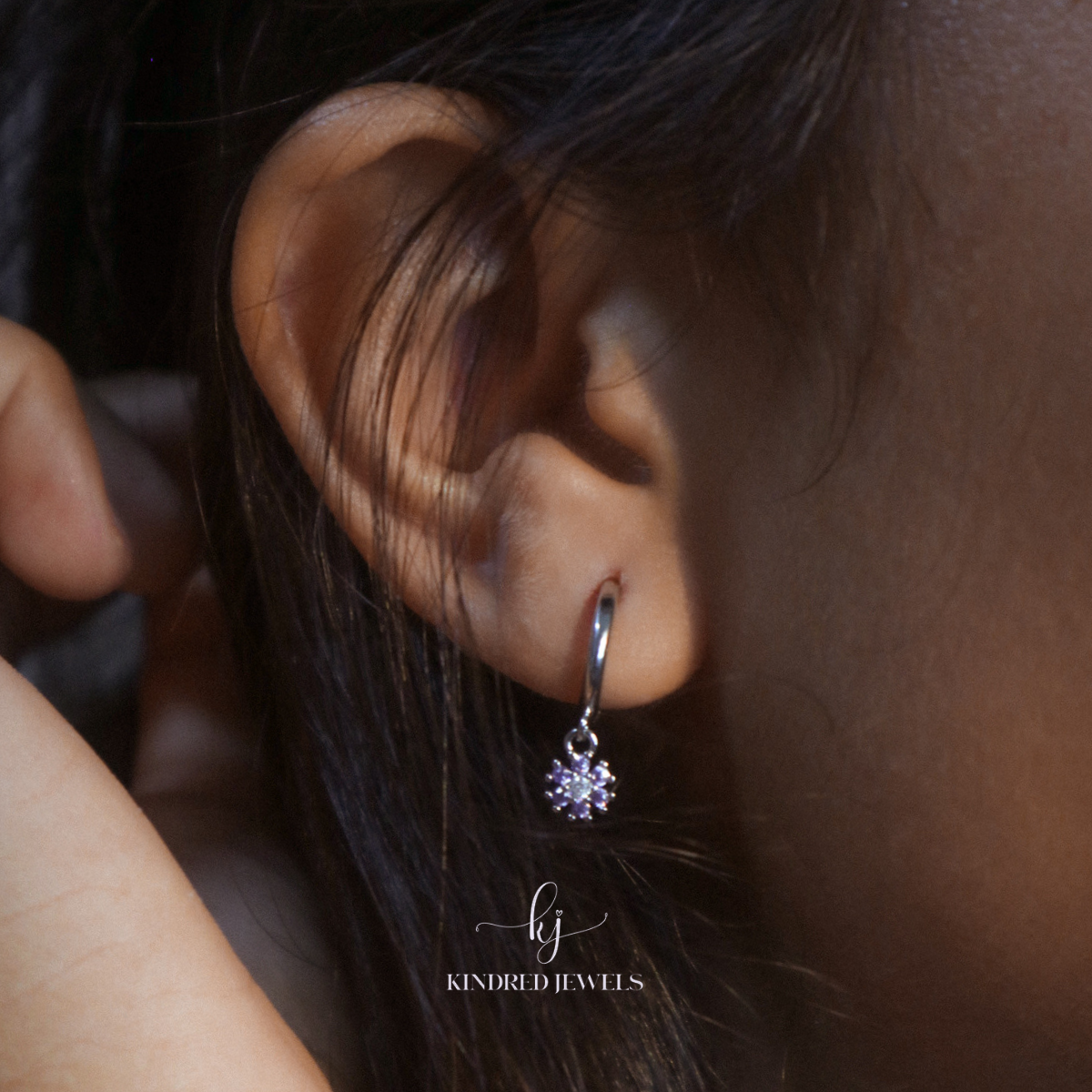 [SG] Mini Bunga Dangle Huggies Earring | Kindred Jewels