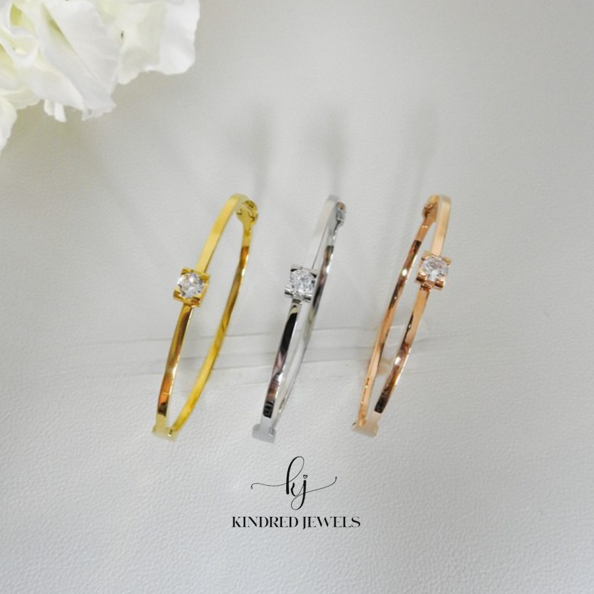 [SG] Cinta Solitaire Bangle | Kindred Jewels