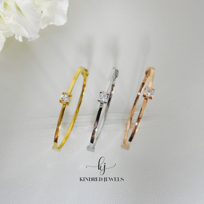 [SG] Cinta Solitaire Bangle | Kindred Jewels