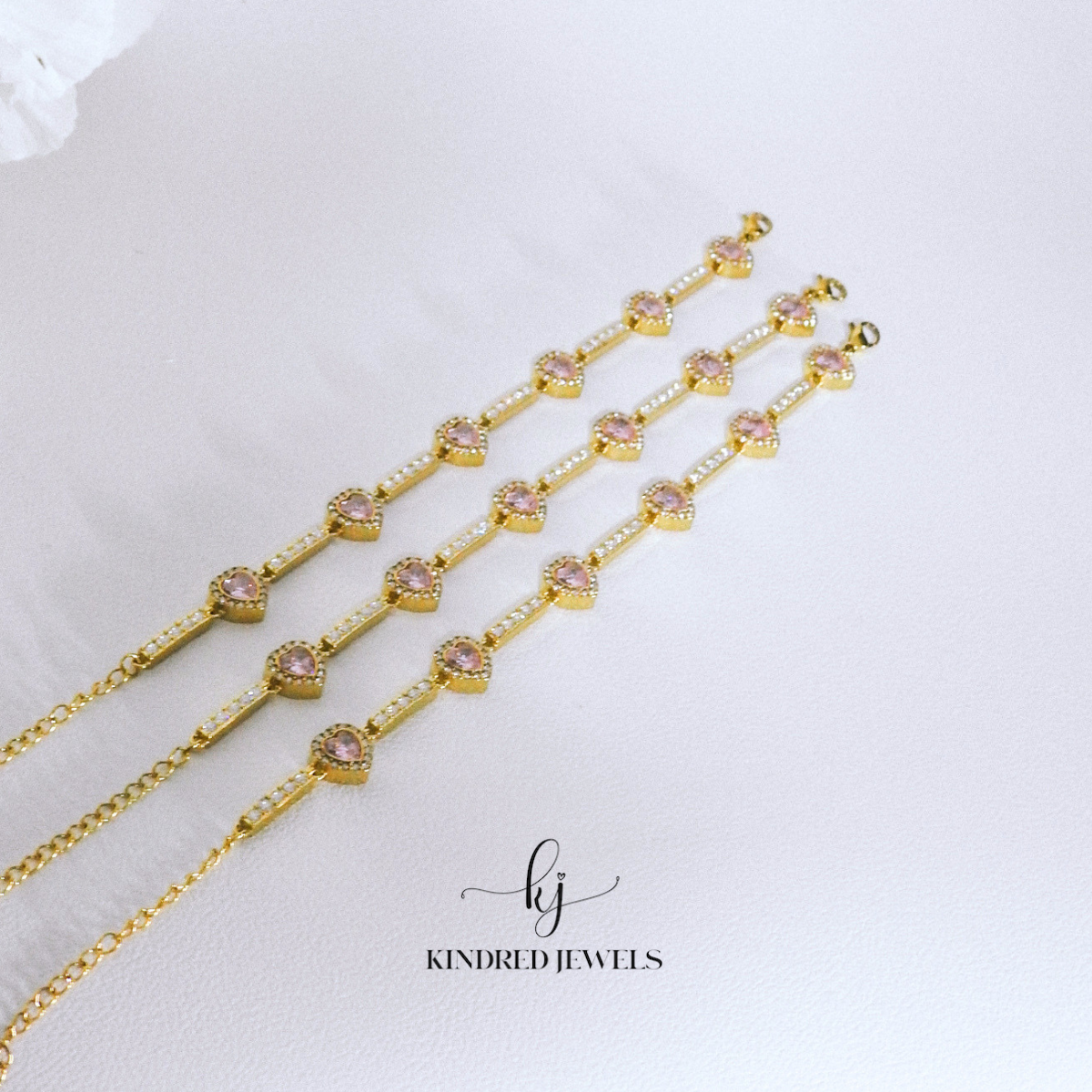 [SG] Halo Heart Bracelet in Gold | Stainless Steel | Kindred Jewels