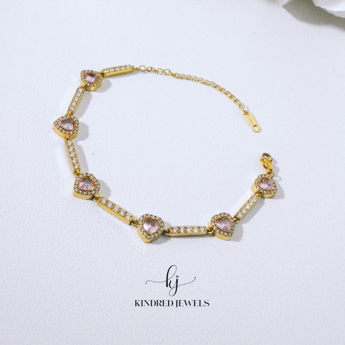 [SG] Halo Heart Bracelet in Gold | Stainless Steel | Kindred Jewels