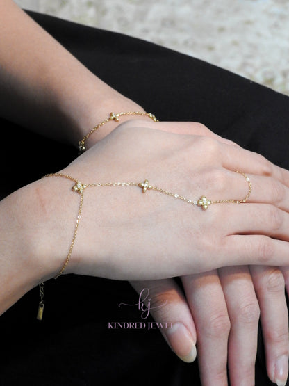 [SG] Destiny Clover Handchain | Kindred Jewels