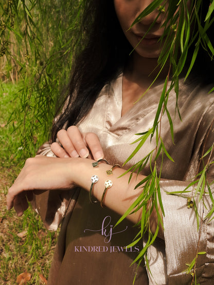 [SG] Puspa Bangle | Kindred Jewels