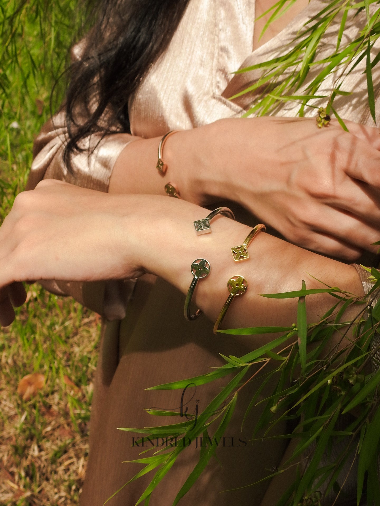 [SG] Puspa Bangle | Kindred Jewels