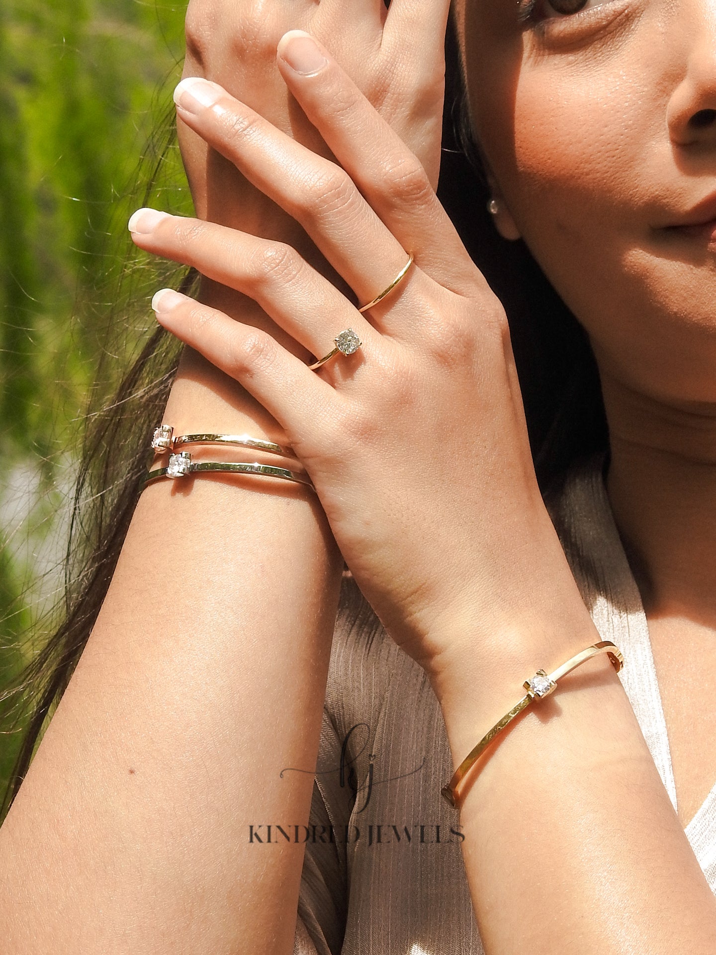 [SG] Cinta Solitaire Bangle | Kindred Jewels