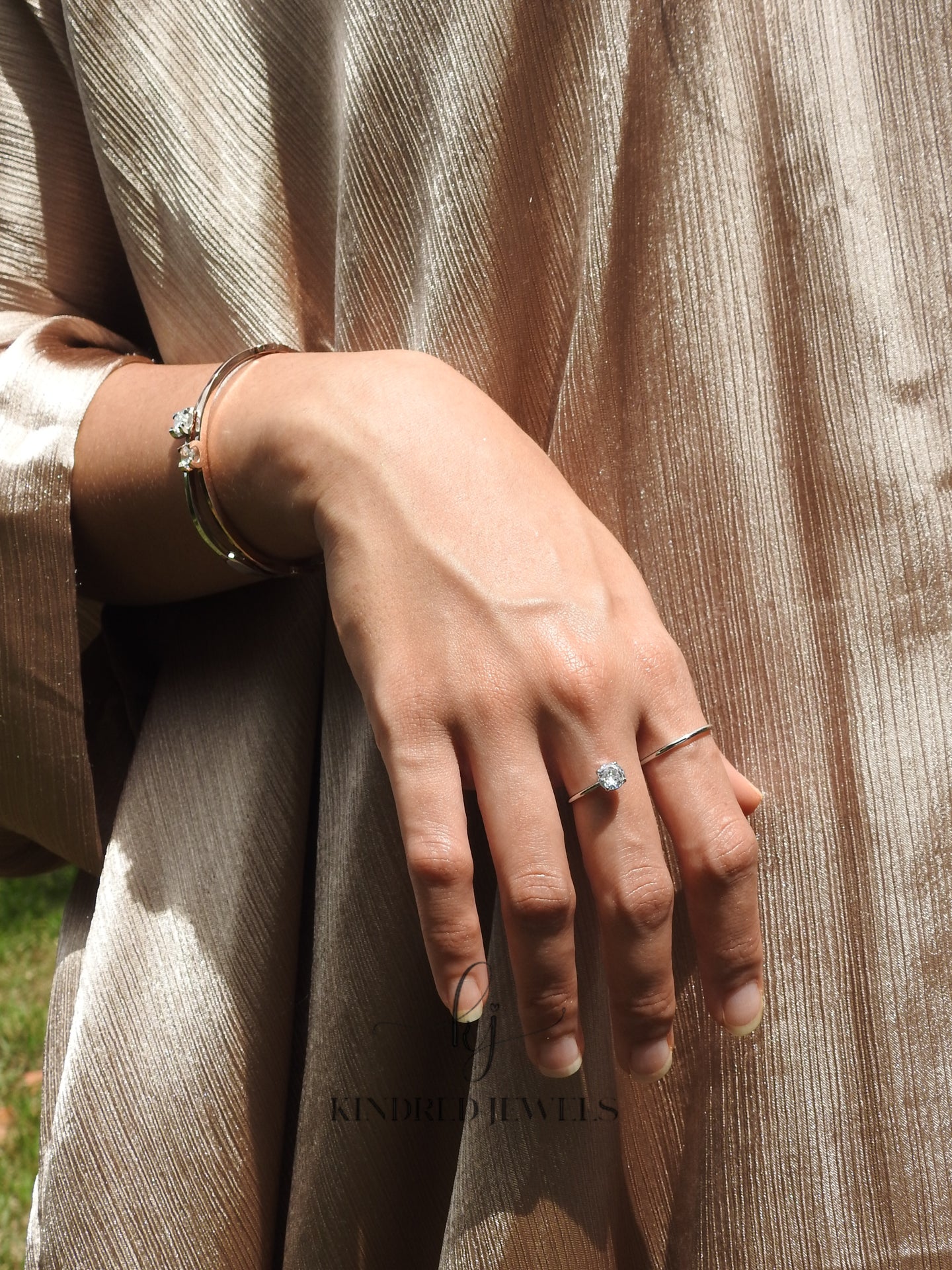 [SG] Bling Two Finger Ring | Kindred Jewels