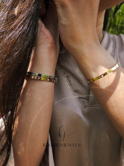 [SG] Slim Classic Diamond Bangle | Best Seller | Kindred Jewels