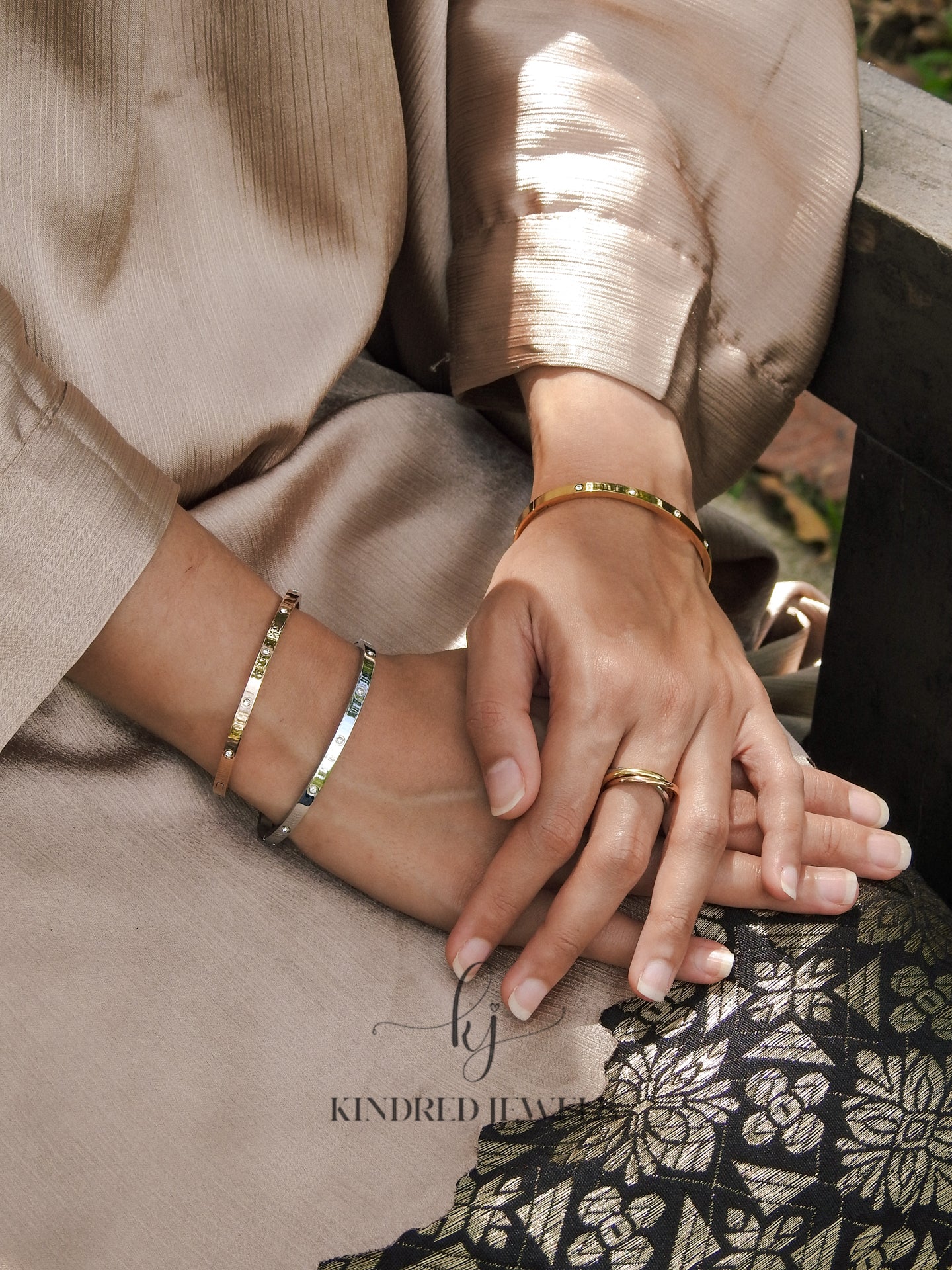 [SG] Slim Classic Diamond Bangle | Best Seller | Kindred Jewels