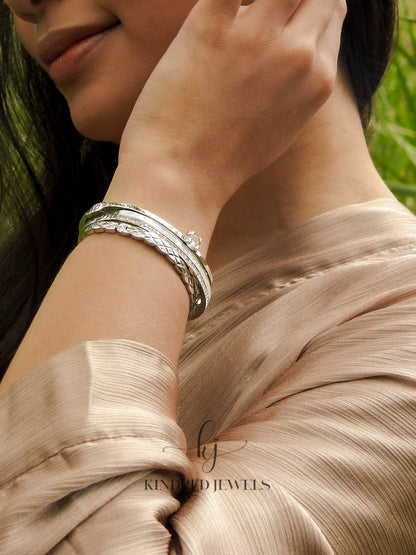 [SG] Dinda Tennis Bangle | Kindred Jewels