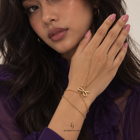 [SG] Bow Handchain | Kindred Jewels