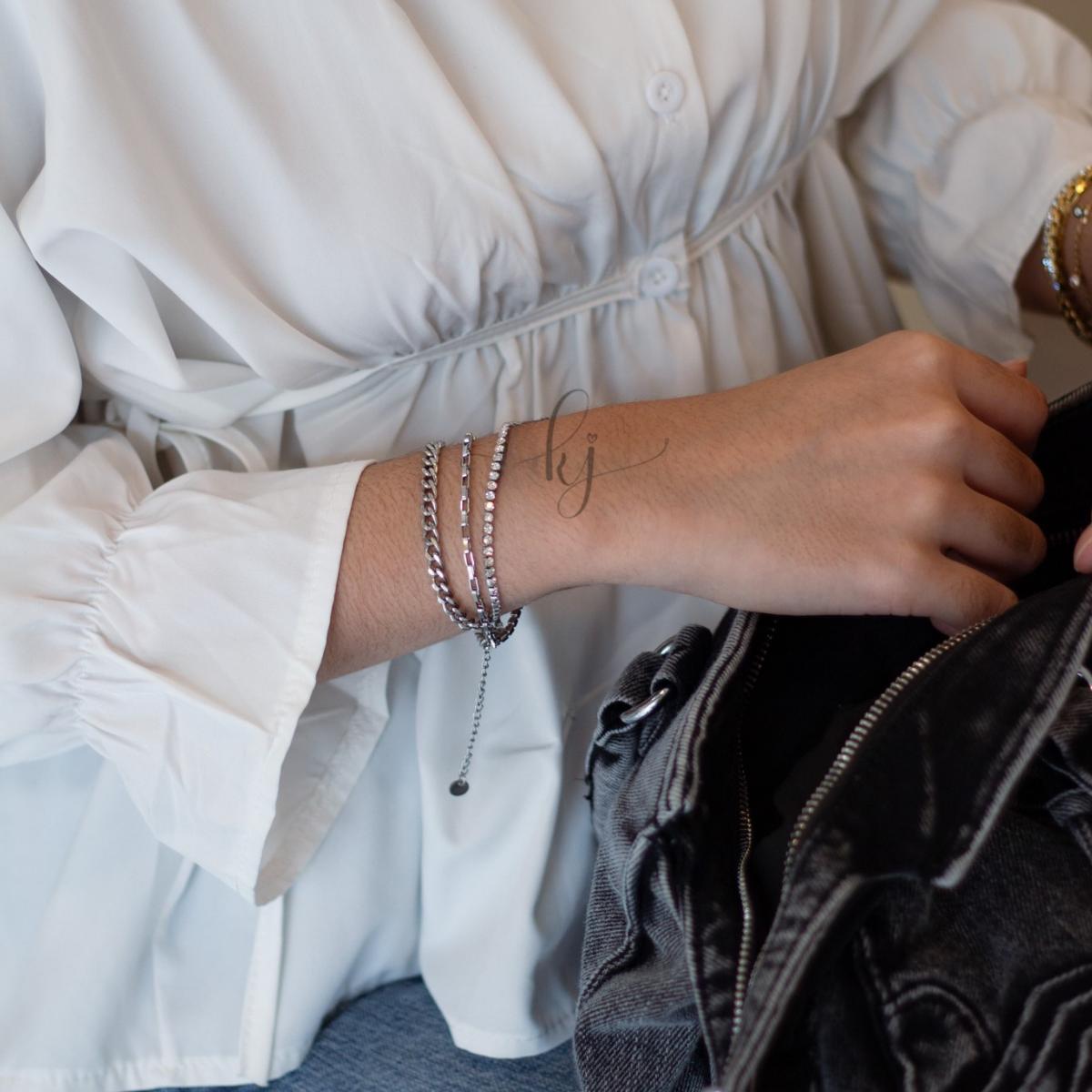 tos-alisg-i-aphluv4xwc-sg/b3817d71e16240b6b284d9a6437d7b16